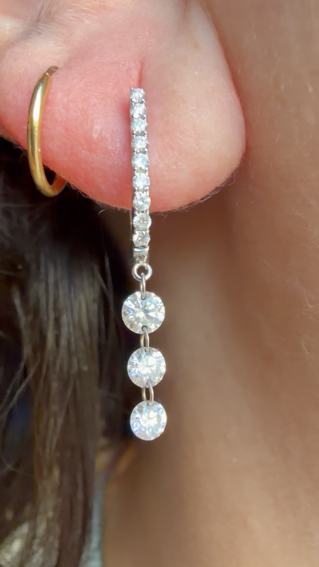 0.90ctw Diamond Drop Earrings - 14K White Gold