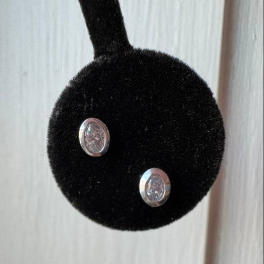 oval diamond earrings with white gold studs