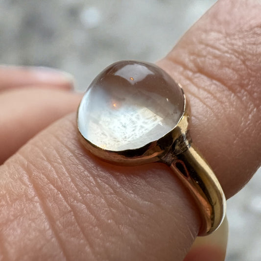 Cabochon Moonstone Ring - 18K Yellow Gold