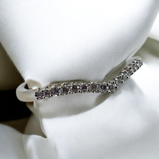 V Shaped Diamond Band - 18K White Gold