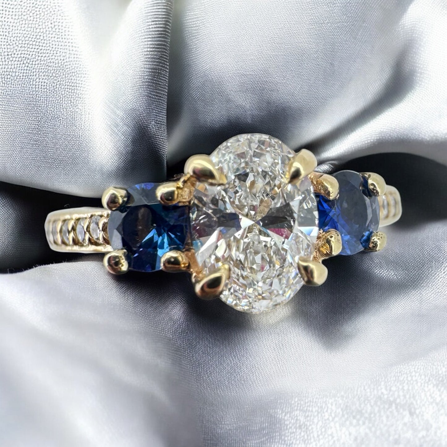 Oval Diamond with Sapphire Side Stones Engagement Ring - 14K Yellow Gold