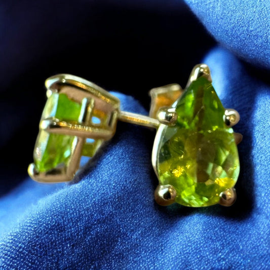 Pear-Shape Peridot Stud Earrings - 14K Yellow Gold