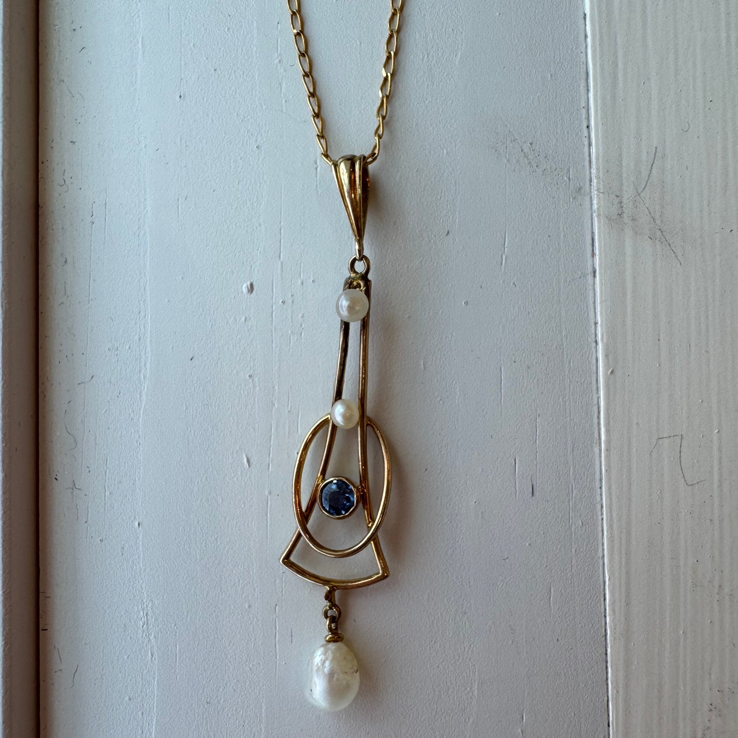 Pearl and Gold Estate Pendant