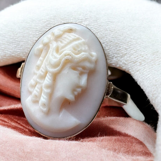 Oval Cameo Ring - 12K Yellow Gold