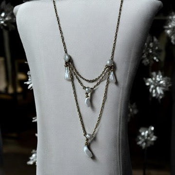 18 Karat Antique Necklace with Pearls