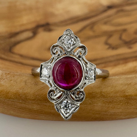 Cabochon Ruby Ring in Platinum - Art Deco