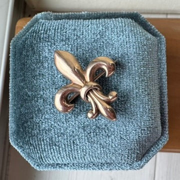Fleur de Lis Brooch