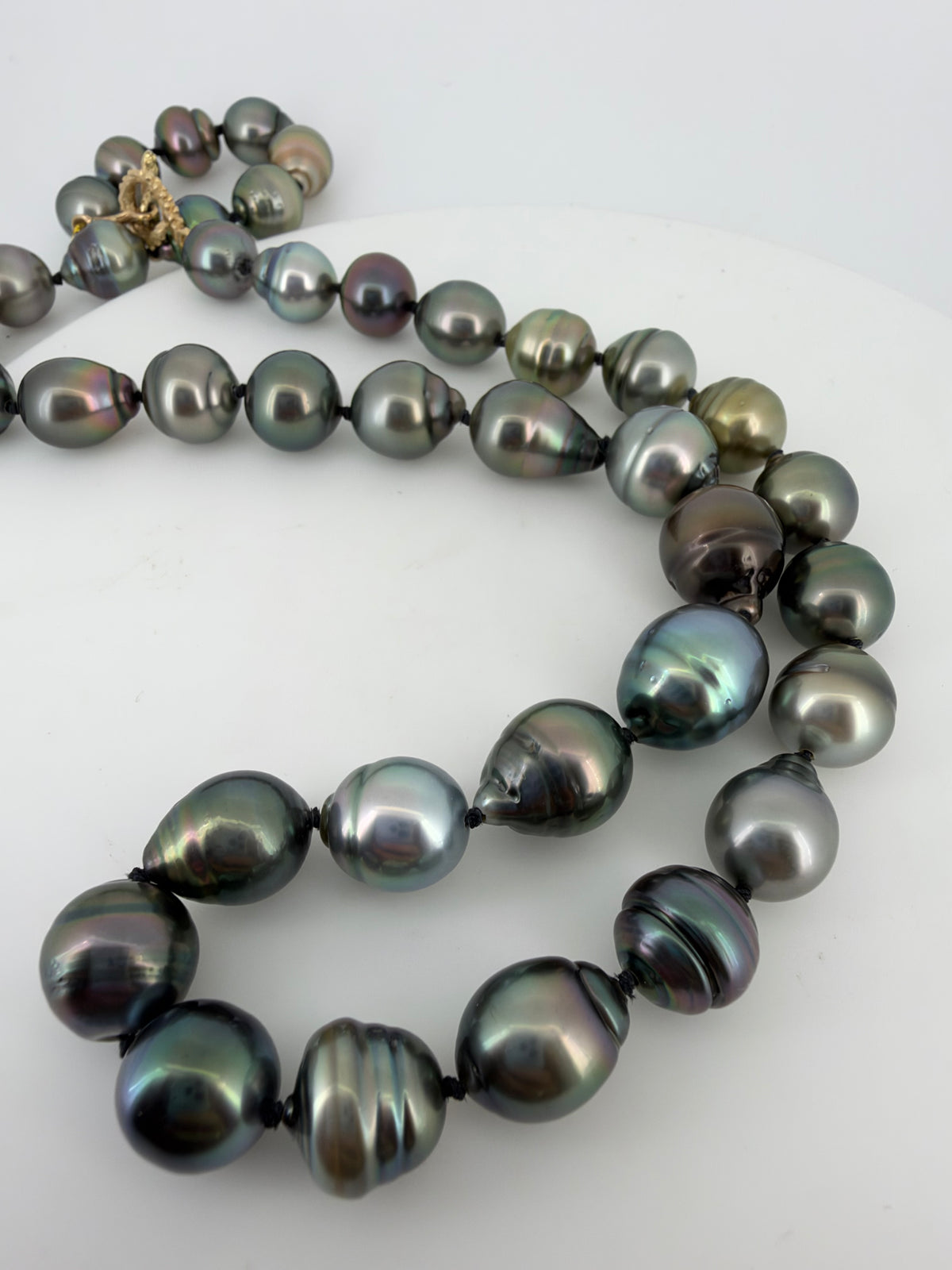 Baroque Tahitian Pearl Strand w/ Tentacle Clasp - 14K Yellow Gold