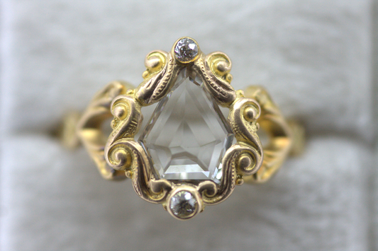 18K Yellow Gold Shield Cut Diamond Ring - Art Nouveau Era