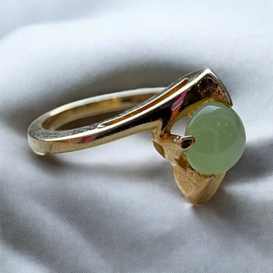 Synthetic Green Star Ring - 14K Yellow Gold