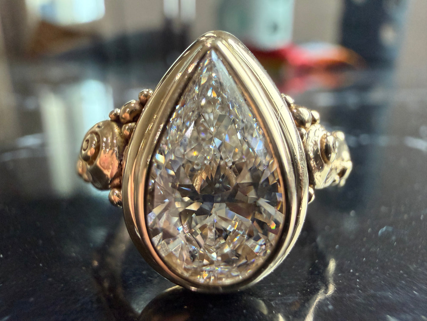 2.03ct Pear Shape Diamond Ring - 14K Yellow Gold