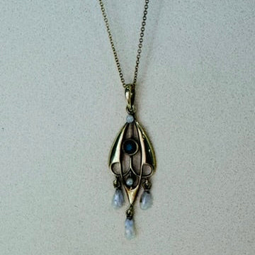 14k Gold Antique Pearl and Emerald Necklace