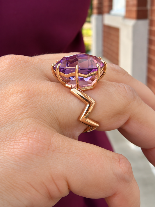 'Jett' - Fantasy Cut Amethyst Ring in 14K Rose Gold - Electra Collection