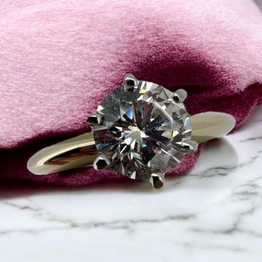 1.01ct Round Diamond Solitaire Ring - 14K Yellow Gold