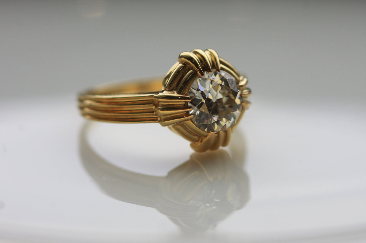 18K Bold Sculpted Diamond Solitaire Ring - Retro