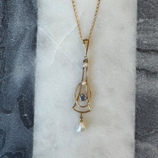 Pearl and Gold Estate Pendant